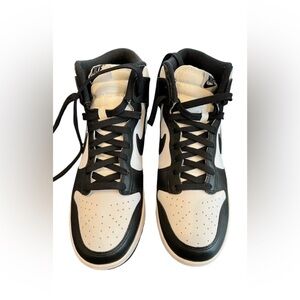 Nike Jordan dunks high White Black